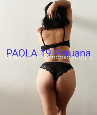 Paola una chica de 19 años bonita con sexys curvas.